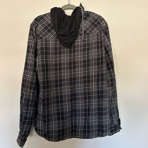 Globe Flannel Shirt w/ Hood